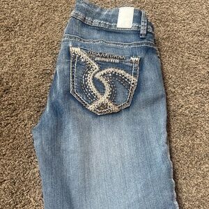 Maurice’s size 5-6 Capri Jeans